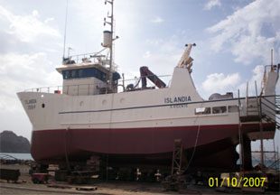 INDP research ship (R/V Islandia) in dry dock at Mindelo